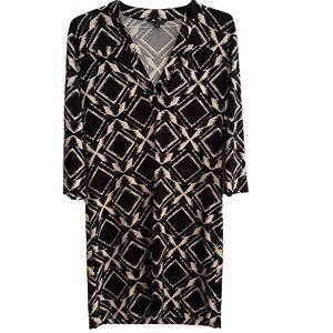 Banana Republic!! Black/cream pattern dress, Size Medium. EUC.